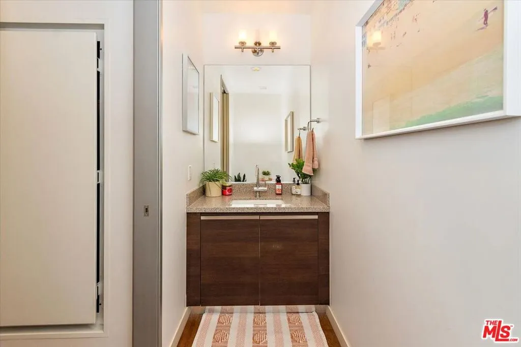 3111 Via Dolce 402, Marina Del Rey, California 90292 home-pic-19